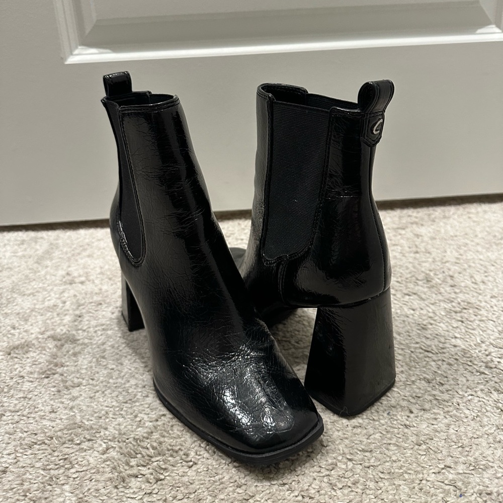 Circus by Sam Edelman Polly Bootie in Black Crackled Leather